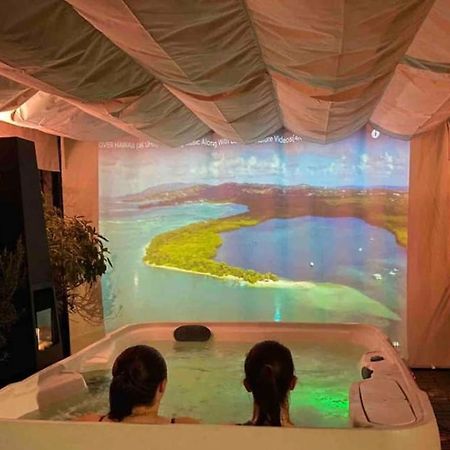 Апартаменты Le Jacuzzi De Marie Ll Туркуэн Экстерьер фото